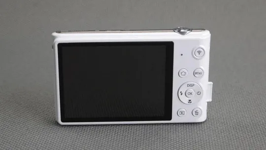 Купити Цифровой фотоаппарат Samsung ST150F 4.5-22.5 1:2.5-6.3 25mm China Вживане