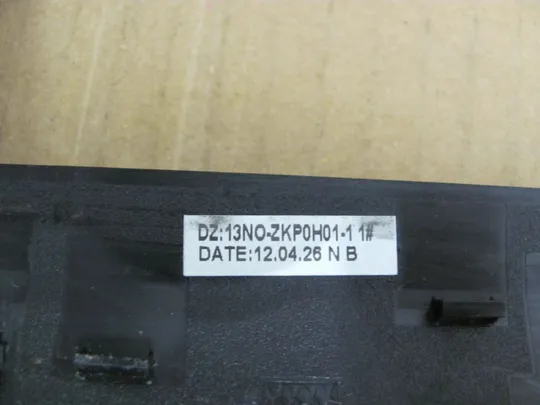 484-1 рамка матриці 13N0-ZKA0H01 для MEDION P6816 E6228 оригінал Характеристики