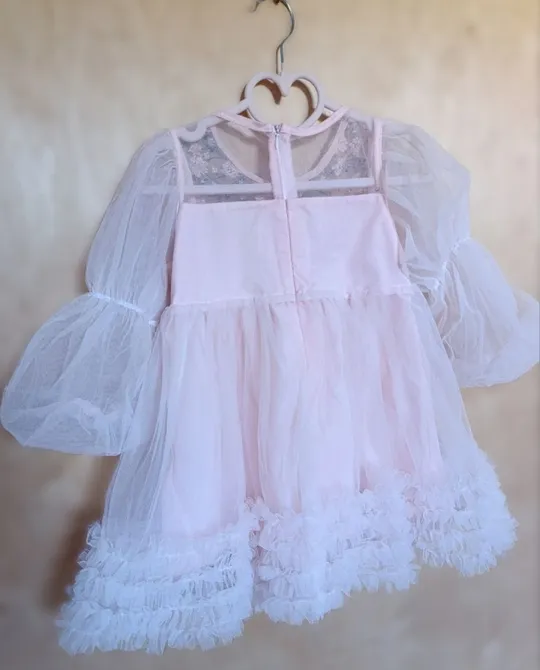 Легка та святкова фатинова сукня для дівчинки З аукціону