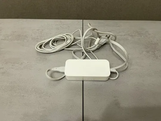 Блок живлення Apple A1202 12v 1.8a 22w для роутерів AirportExtreme A1143, А1301, А1354, А1408 Ціна