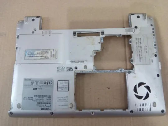 №344-12 Кришка дно піддон корпуса GM903013251A-B для TOSHIBA DYNABOOK R731/36EK оригінал Ціна