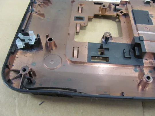 435-18 Кришка дно піддон корпуса 646498-001 33R18BATP00  для   HP Pavilion G7-1000 оригінал в Україні