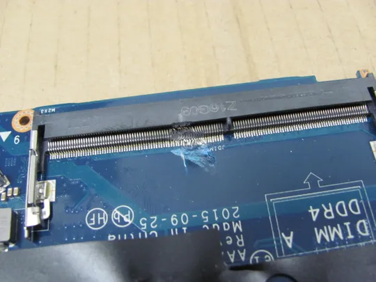 692-7 материнська плата SR2F0  i5-6300U AAZ50 LA-C451P для Dell Latitude E7270 7270 оригінал Де купити