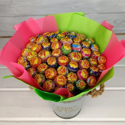 фото, Оригінальний букет з цукерок Чупа Чупс Chupa Chups (55 шт.) в руку подарунок різнокольоровий