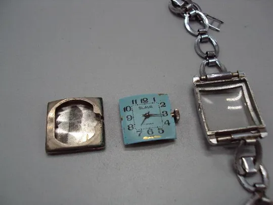 Женские наручные часы Слава 17 камней ссср с браслетом на ходу размер 3х2,2 см №14651 Недорого