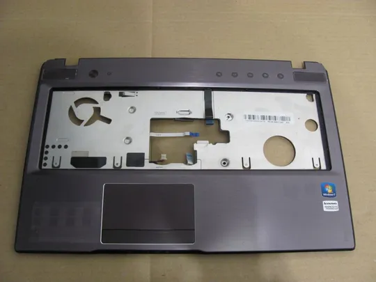550-31 Кришка панель палмрест та тачпад 60.4M437.002 для LENOVO IdeaPad Z570, Z570A, Z575 оригінал Ціна