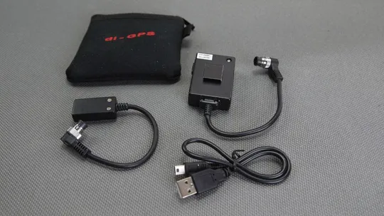 di-GPS Pro GPS-приемник и спуск затвора для камер Nikon D3, D4, D700, D800, D300, D200 &amp; Fujifilm S5 Вживане Ціна