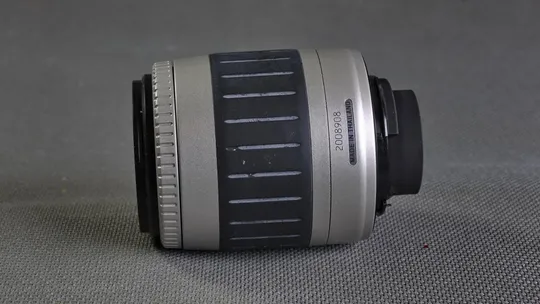 Об&#039;єктив Nikon IX-NIKKOR 60-180mm 1:4-5.6 Ф52mm для камер APS формата Вживане Де купити