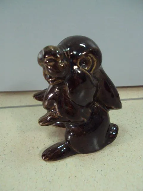 Фигура керамика статуэтка заяц зайка зайчик высота 8,5 см №188 З аукціону