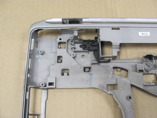 705-15 Кришка (дно, корито, піддон) корпуса 0FGYXK для Dell Latitude E6530 оригінал Де купити