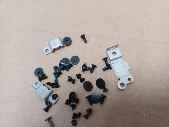 Купити номер1058-6 комплектуюче гвинти  для  Dell Alienware 13 R3  оригінал