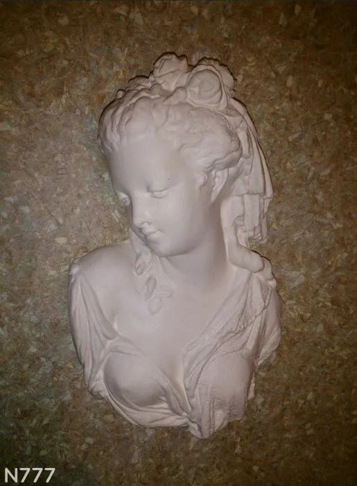 Купити Гіпсовий барельєф дівчини