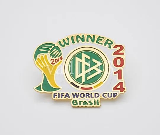 Футбол - матчевый значок из серии  "Чемпионат Мира 2014" Германия чемпион Ціна