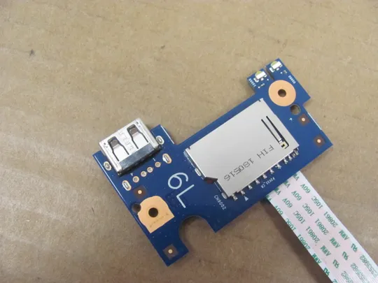 877-9 USB Cardreader плата 6050A2979801  для HP 17-BY 17-CA 17-CS 17-CR 17T-BY 17Z-CA SILVER  оригінал З аукціону