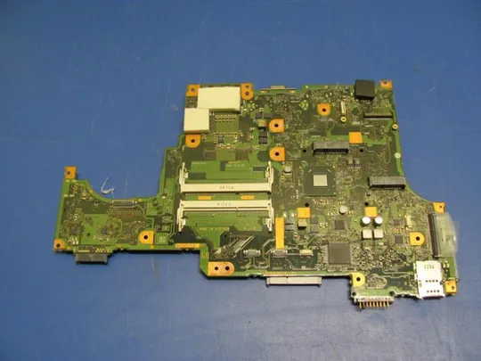 №124-7 материнська плата CP562610-Z1 РОБОЧА для FUJITSU CELSIUS H920 оригінал Ціна