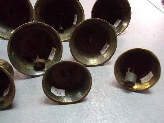 Колокола бронза колокольчики с 0-1 и 3-11 колокол лот 11 шт №11650 Інтернет-аукціон