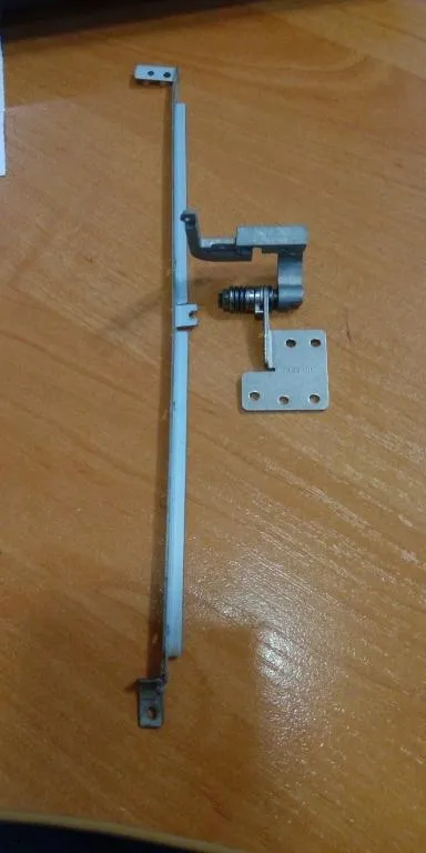 левая петля +направляющая для ноутбука Asus K52F Series,Asus K52JR-1A. 13GNXM10M160-1,13GNXM10M150-1 Ціна