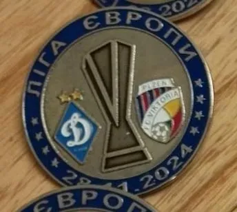 фото, Футбол значок  ФК Динамо Киев Украина - Виктория Пльзень Чехия  Лига Европы  2024-25