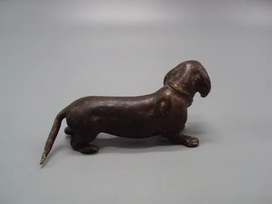 Фигура бронза статуэтка миниатюра собака такса собачка высота 3,6 см, длина 8 см №13661 Недорого