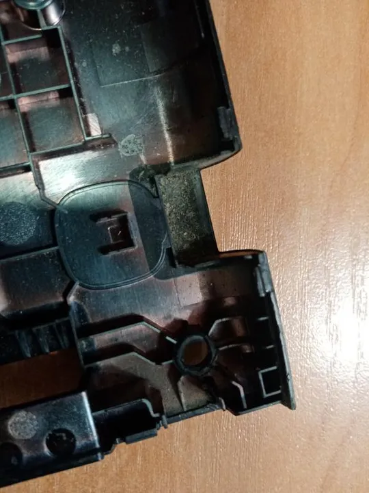 Lenovo B50-10 80QR поддон нижняя часть корыто ap1hg000400 З аукціону