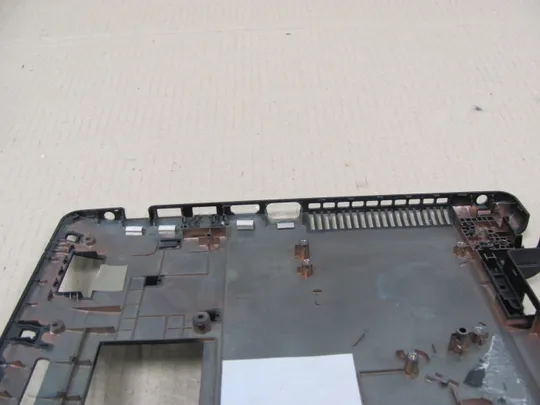 номер0209-31  Кришка, дно, піддон корпуса,нижний корпус(дно)для ноутбука,низ,дно,поддон,нижняя часть  без usb справа 13N0-PEA0Z2  для Asus  A550C X550 X552, F552, R510 P550 оригінал Продаж