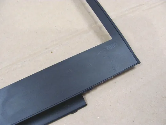 номер1036-13 рамка матриці matrix frame Окантовка дисплея Рамка екрана Корпус рамка матриці 441.0CW02.0003 01YR467 для Lenovo Thinkpad T580 P52S  оригінал З аукціону