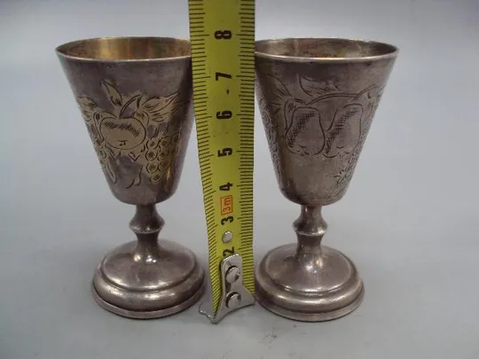 Купити Рюмки стопки резьба виноград, груши и яблоки серебро 875 голова М3 вес 68,59 г рюмка лот 2 шт №14319