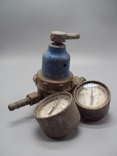 Газосварочный редуктор 1972 год ссср для газосварки №16020 Ціна