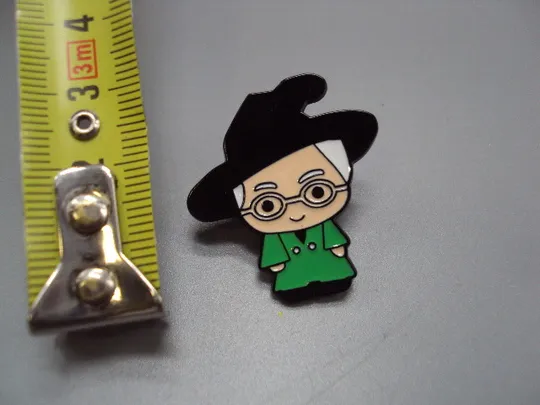 Значок пін Гаррі Поттер професорка Мінерва Макґонеґел Harry Potter Minerva McGonagall брошка №18514 Ціна
