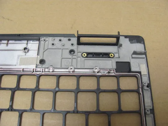 номер0977-5 корпус кришка Палмрест корпус топкейс палмрест для ноутбука Верхняя панель палмрест cover-C AP3MM000A01 07KDYM для DELL Precision 7670 M7670 оригінал Де купити