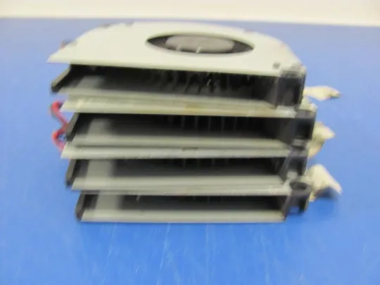 №239-9 Вентилятор (кулер, FAN) G61C0000S210 для TOSHIBA TECRA R850 оригінал Продаж