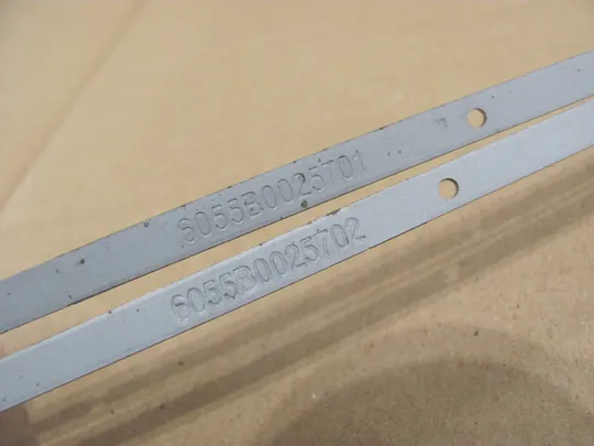 434-27 кріплення з петлями 6055B0025702  для  HP ENVY 17 17-J 17t-j000 M7-J   оригінал Характеристики