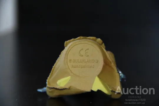 индеец сидящий с томагавком 80-90мм BULLY BULLYLAND ФРГ резина Де купити