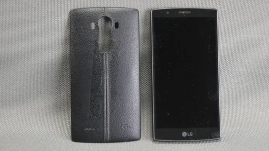 LG G4 32Gb 4G LTE #2 оригинальный смартфон LG-US991 серый экран Gorilla Glass 2560x1440 (QuadHD) Вживане З аукціону