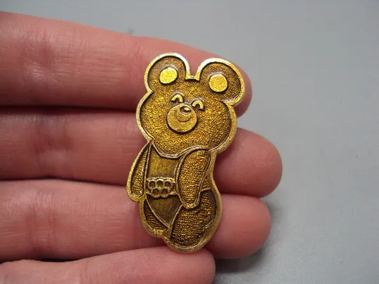 Знак спорт олимпиада Москва 1980 олимпийский мишка олимпийские игры ссср контурный №17780 З аукціону