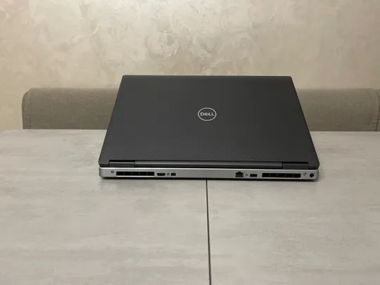 Мобільна робоча станція Dell Precision 7740, 17,3&quot; FHD IPS, i7-9750, 64GB, 1TB SSD, Nvidia Quadro RTX 4000 8GB. Гарантія Недорого