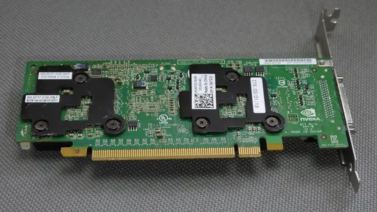 Низкопрофильная видеокарта Nvidia Quadro NVS 420 512Mb DDR3 128bit PCI-E x16 Card выход VHDCI (4 x D Вживане З аукціону