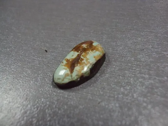 Камень варисцит на подложке для ювелирных изделий вес 1,06 г размер 4 х 17 х 9 мм №13282 З аукціону