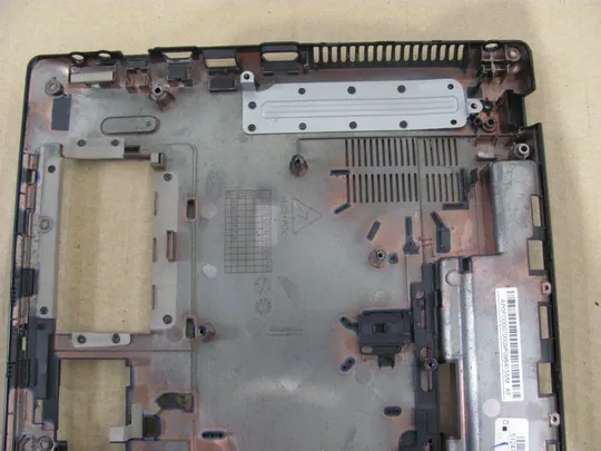 номер0256-16 Кришка дно піддон корпуса Нижний корпус(дно)для ноутбука низ дно поддон Нижняя часть AP0FO000700 для Acer Aspire 5742 5742G оригінал Недорого