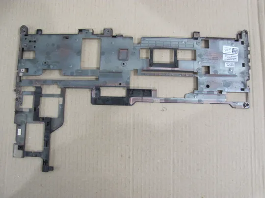 Купити номер0252-6 кріплення Фіксатор Скоби Закріплювач Механізм з&#039;єднання fastening корпуса 029JC7 AP1S4000200  для  Dell Latitude E5590 E5591 оригінал