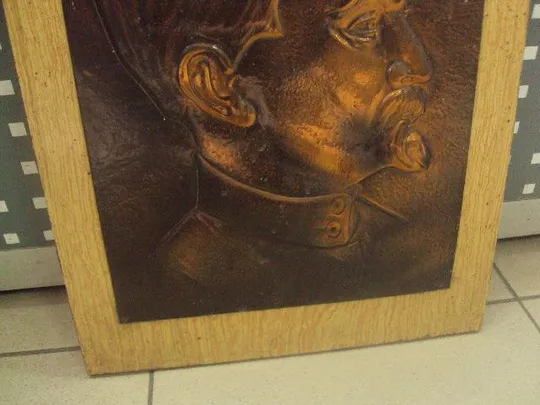 Чеканка дзержинский на дереве №293 Недорого