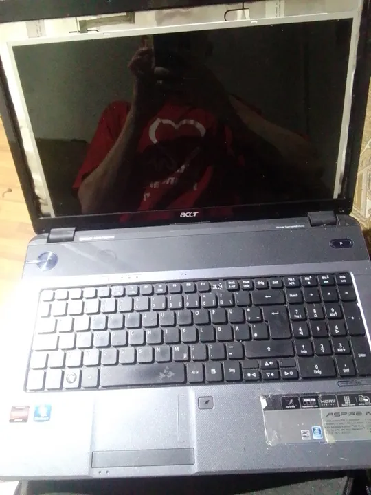 Купити ноутбук acer 7540.включаэться без картинки. без ндд,озу,зарядного.. озу можу дати
