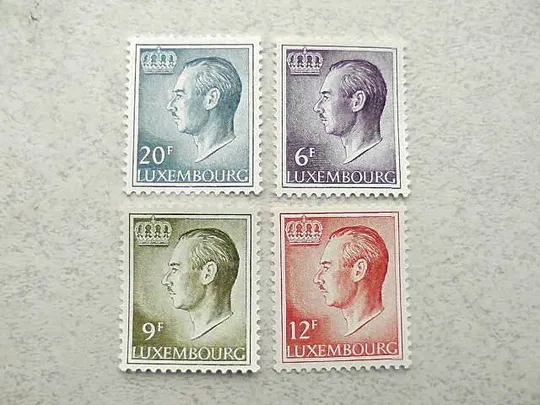 Серія поштових марок Люксембург &quot; Стандартний випуск &quot; 1975 рік ** Ціна