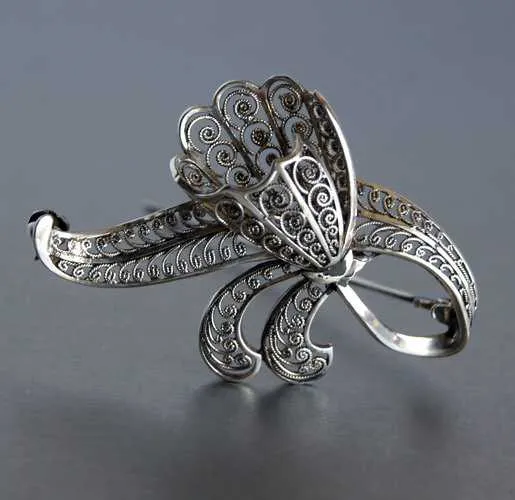 Брошка Лілія філігрань срібло 800 проба Germany З аукціону