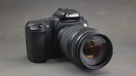 Об&#039;єктив Canon EF телеобъектив Canon 75-300mm/4-5.6 III Ф58mm на полный кадр 24x36mm #2 Вживане З аукціону