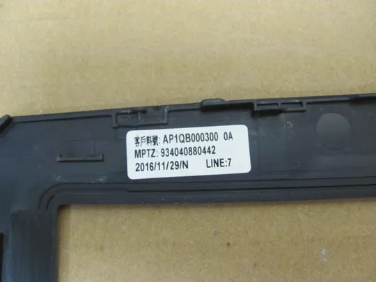 номер0943-2 рамка матриці matrix frame Окантовка дисплея Рамка екрана Корпус рамка матриці AP1QB000300 06NJXK для  Dell Alienware 17 R4 R5 оригінал Де купити