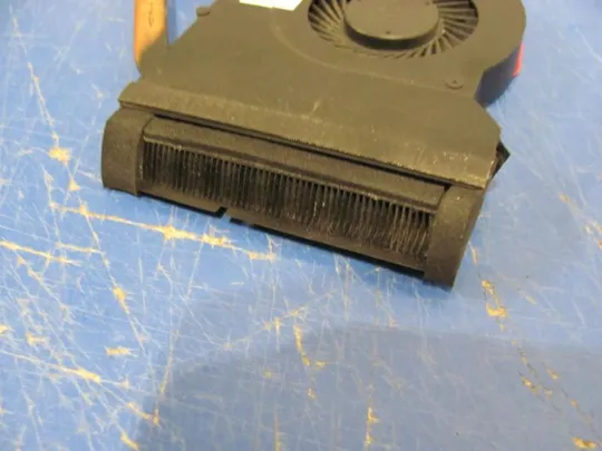 684-9 система охолодження 60.4UY15.001 для MEDION AKOYA E6232 оригінал З аукціону