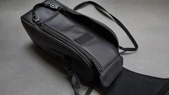 Оригинал кейс футляр чехол SONY для телеобъективов 70-200mm/2.8 размеры 250x100x90mm Продаж