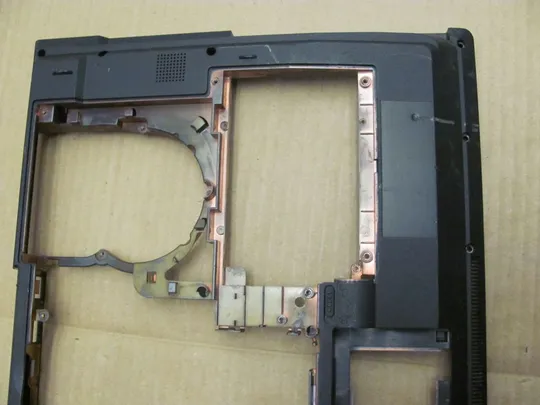 555-1 Кришка дно піддон корпуса 6-39-W8703-011 для Clevo W87CU оригінал Недорого