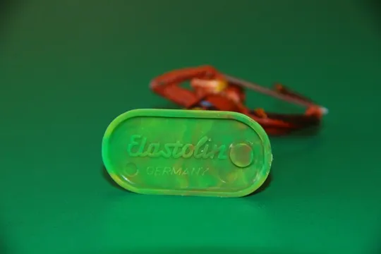 ІНДІАНЕЦЬ ВОЖДЬ ЛУЧНИК № 6829 индеец  ELASTOLIN 70мм ФРГ уцінка З аукціону